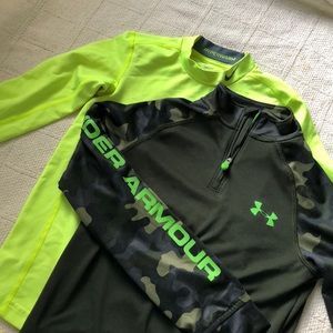 Nike & under armour long sleeve boys shirts
